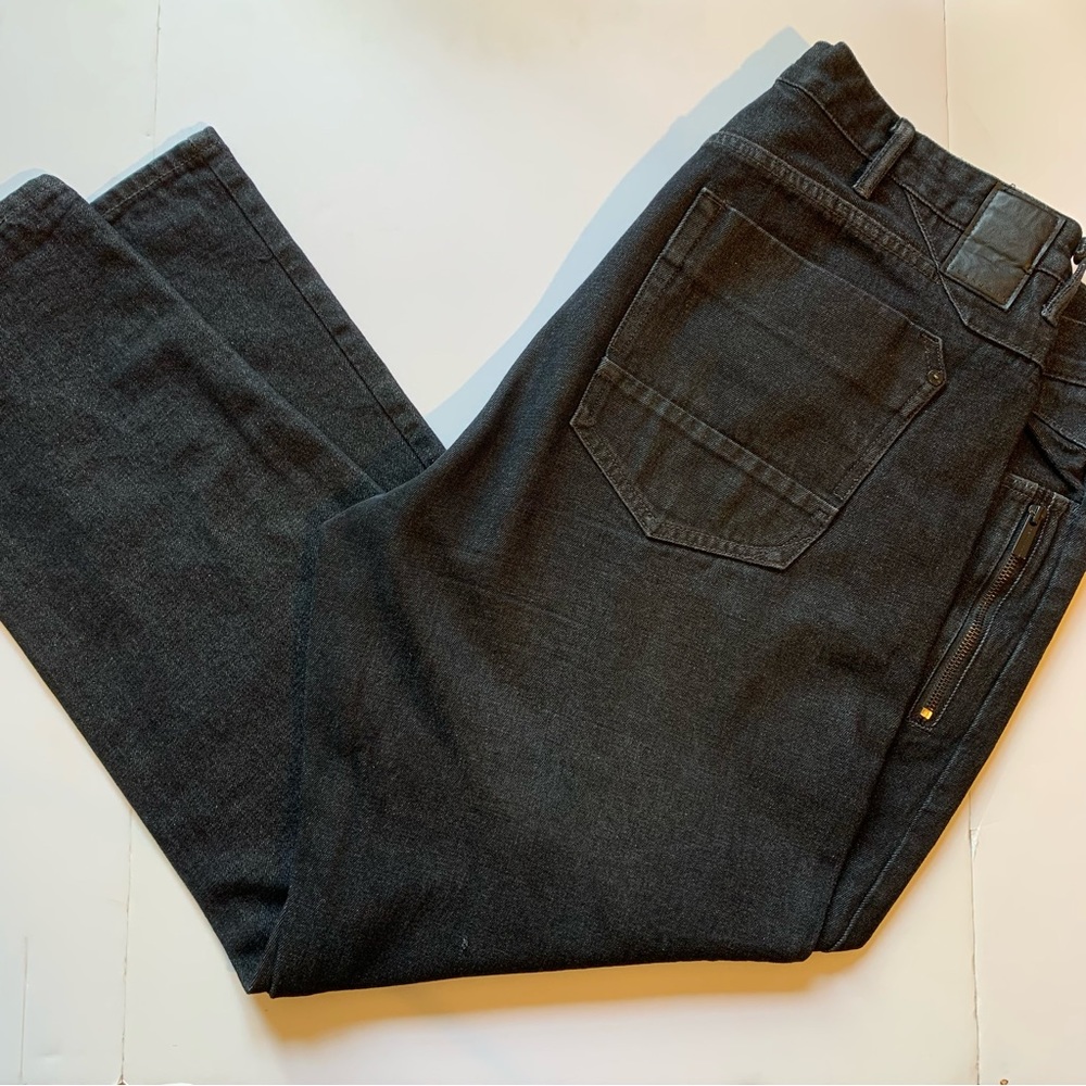 Sean John Men's Hamilton Tapered Relaxed Tapered Fit Jeans